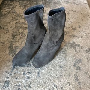 Halogen Grey Booties